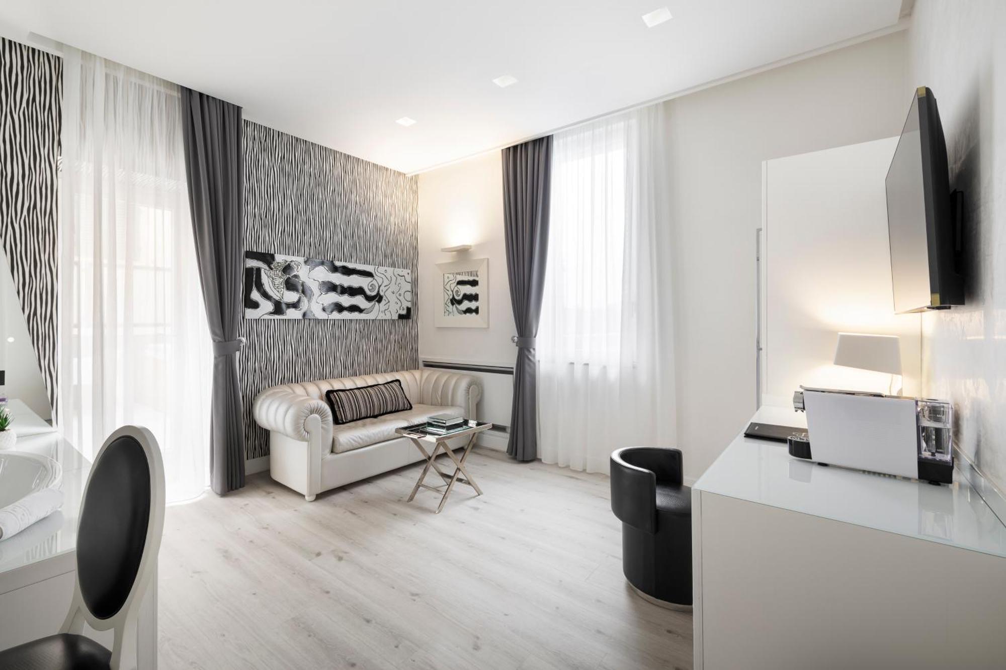 LHP Hotel Montecatini Palace&SPA Bagian luar foto Suite