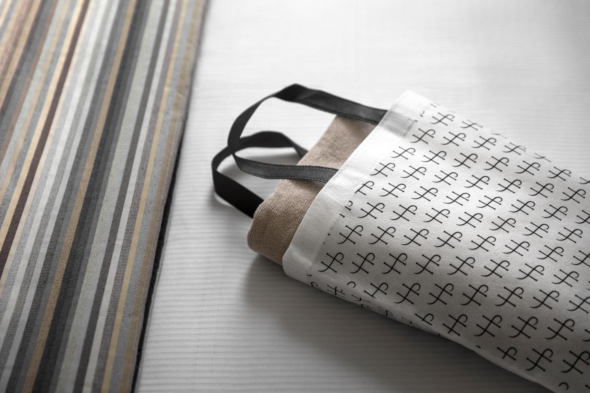 LHP Hotel Montecatini Palace&SPA Bagian luar foto A paper bag